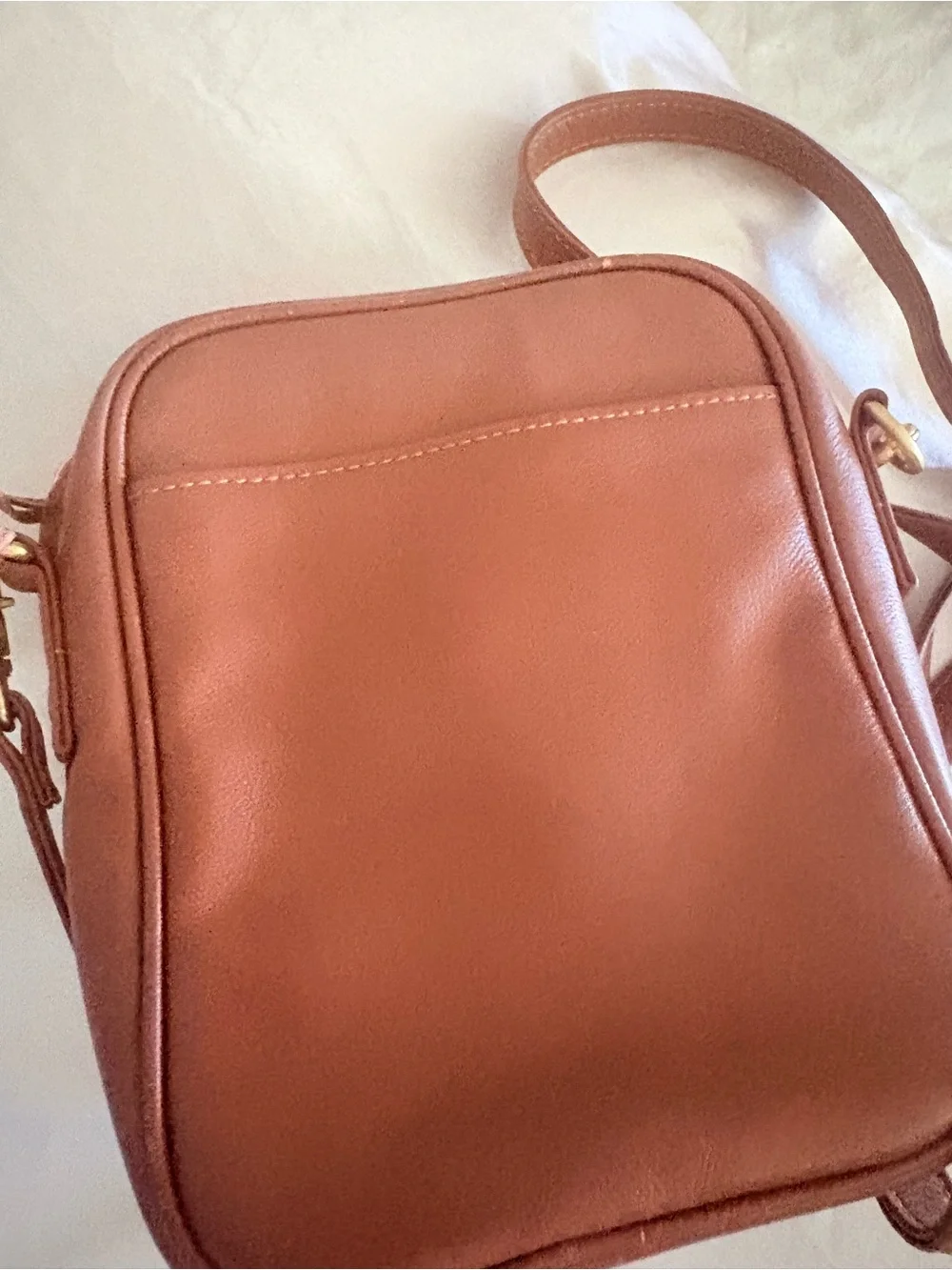Men's Tan Leather Messenger Crossbody Bag with Front Flap